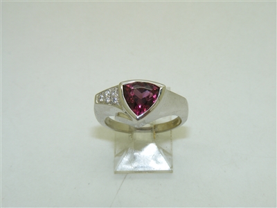 Gorgeous Garnet Diamond Ring