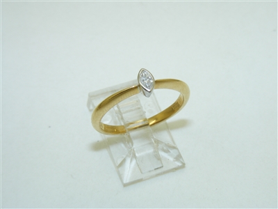 18k Yellow And White Gold  Diamond Ring