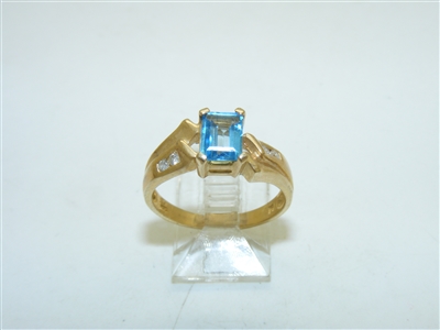 14k Yellow Gold Blue topaz Diamond Ring