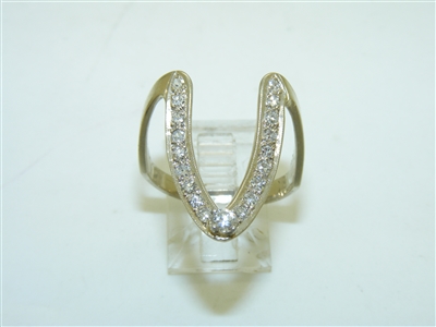 14k White Gold "V" shape Diamond Ring