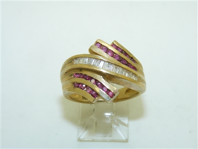 14k Yellow Gold Diamond And Ruby Ring