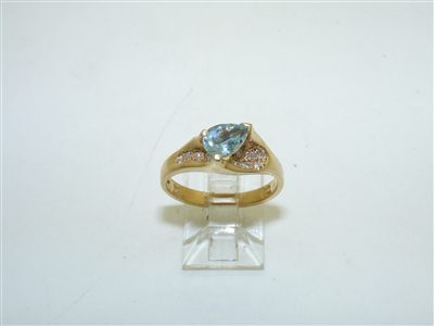 Yellow Gold Aquamarine Diamond Ring