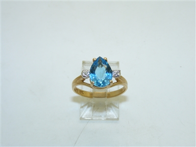 Beautiful 10k Yellow Gold London Blue Topaz