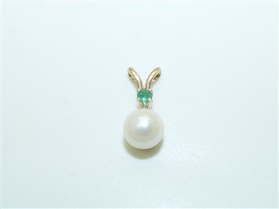 18k Yellow Gold Cultured Pearl Pendant