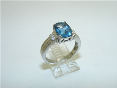 14k White Gold Blue Topaz