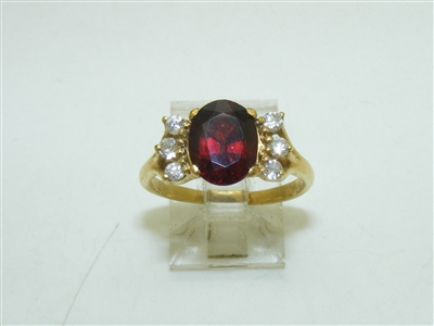 18k Yellow Gold Diamond And Garnet Ring