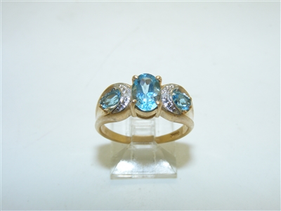 14k Yellow Gold Blue Topaz Ring